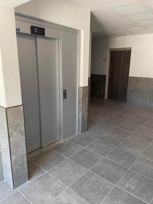 Superbe Neuf Avec Parking Sur Place Apartamento